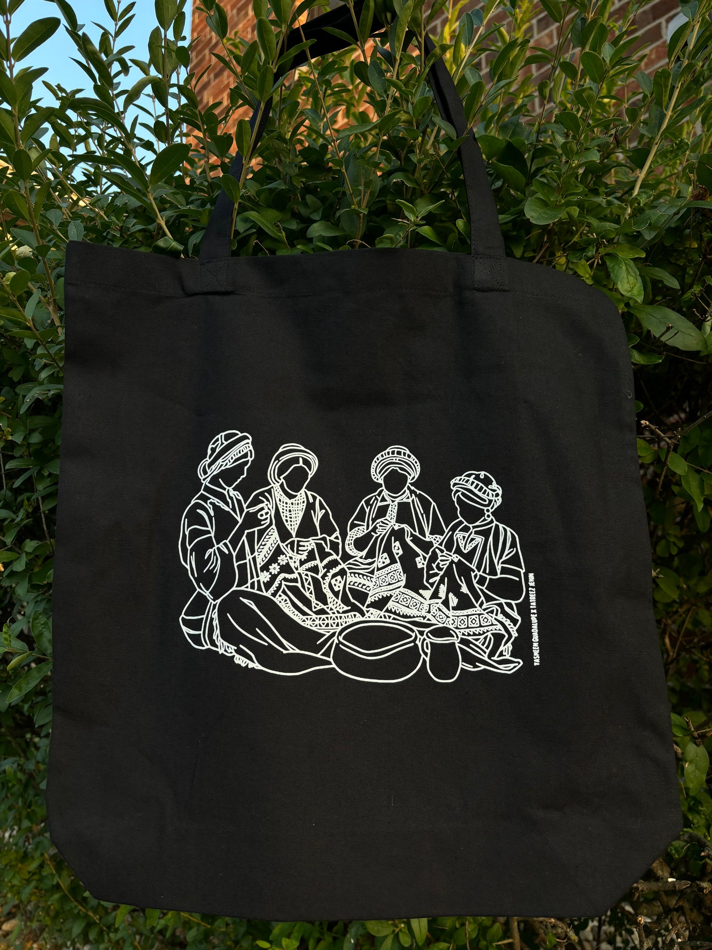 Palestinian Women Tatreezing Tote Bag